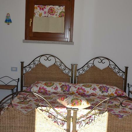 Residenza Il Melograno Villa Budoni Luaran gambar