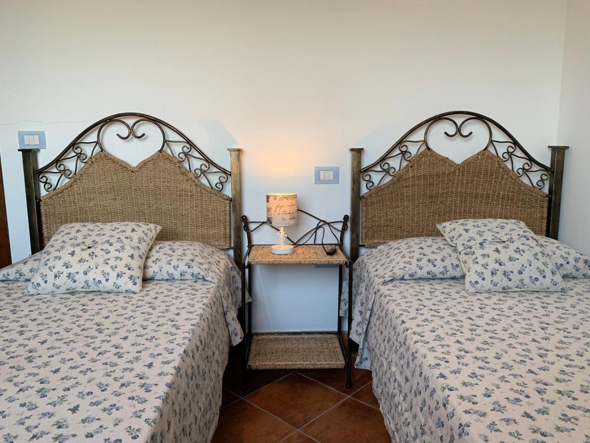 Residenza Il Melograno Villa Budoni Luaran gambar