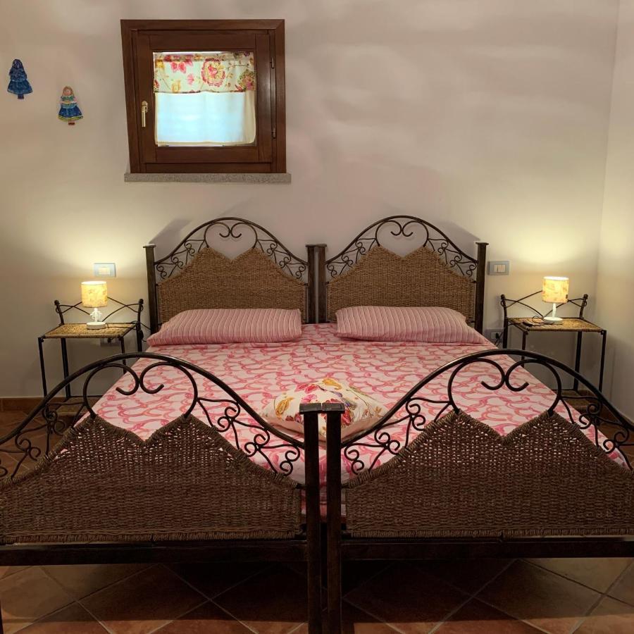 Residenza Il Melograno Villa Budoni Luaran gambar