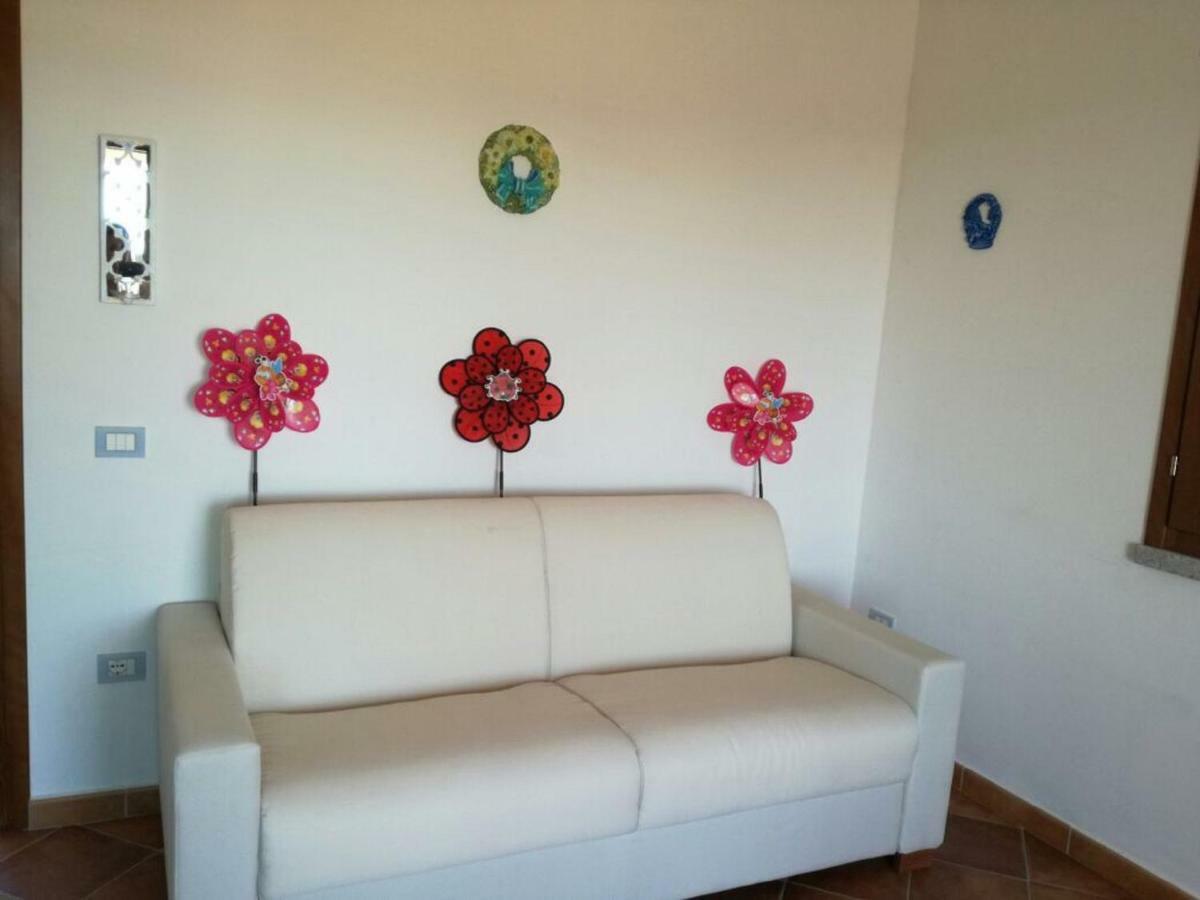 Residenza Il Melograno Villa Budoni Luaran gambar