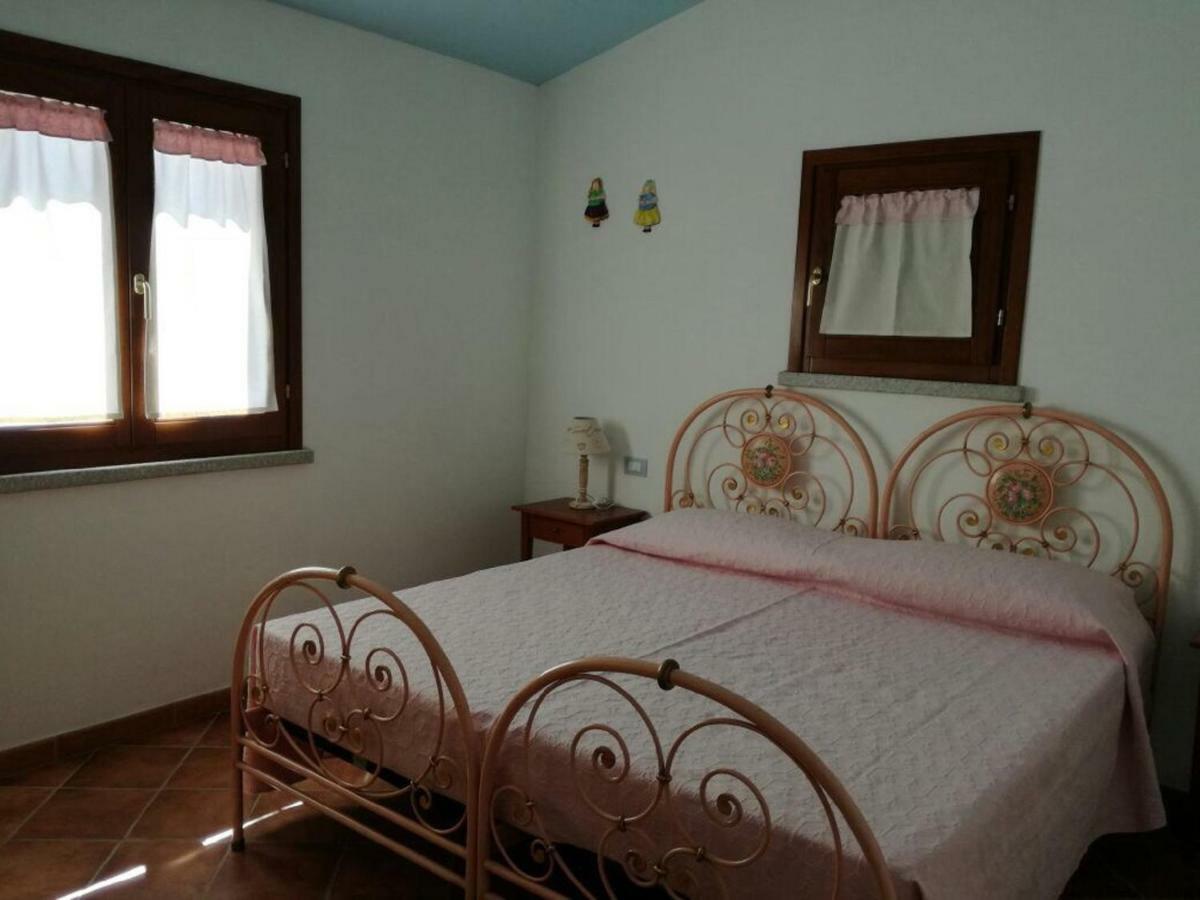 Residenza Il Melograno Villa Budoni Luaran gambar