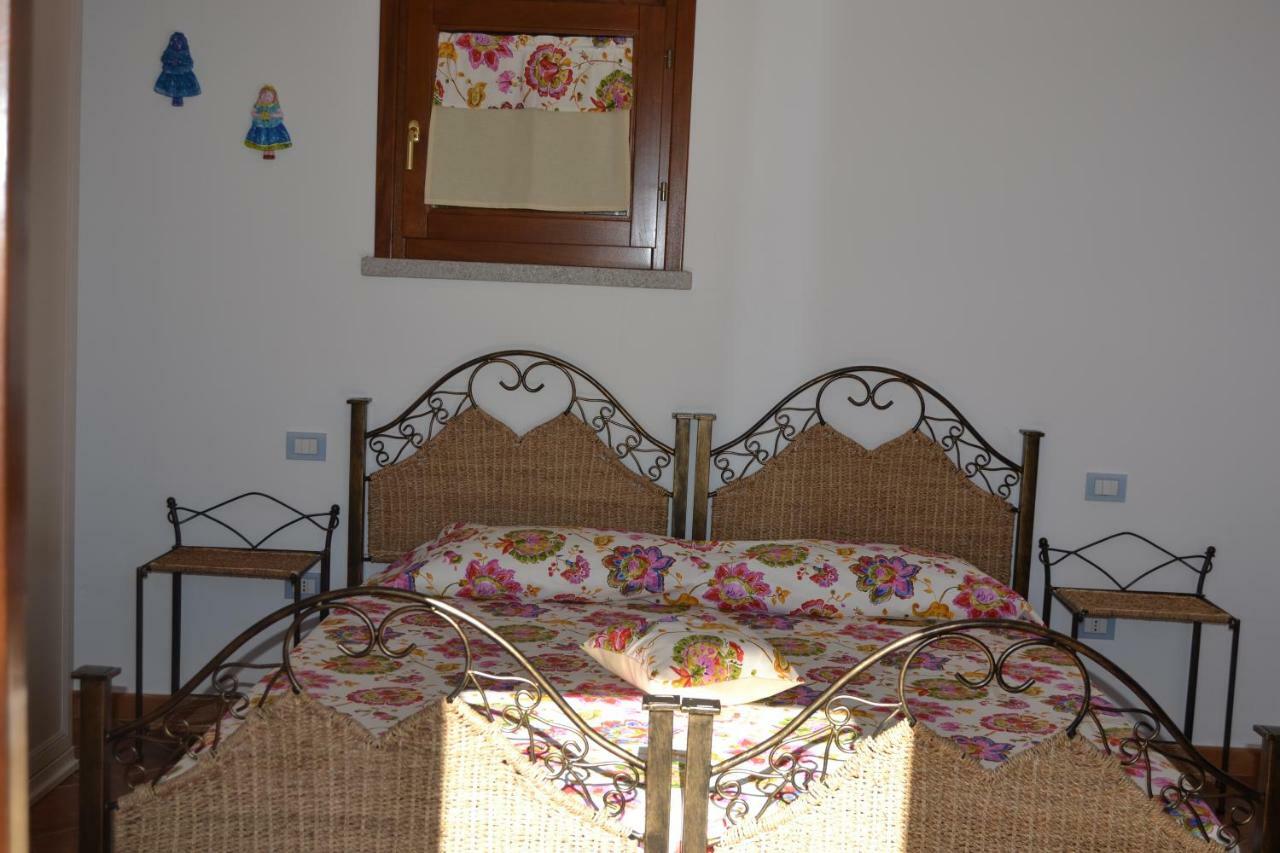 Residenza Il Melograno Villa Budoni Luaran gambar