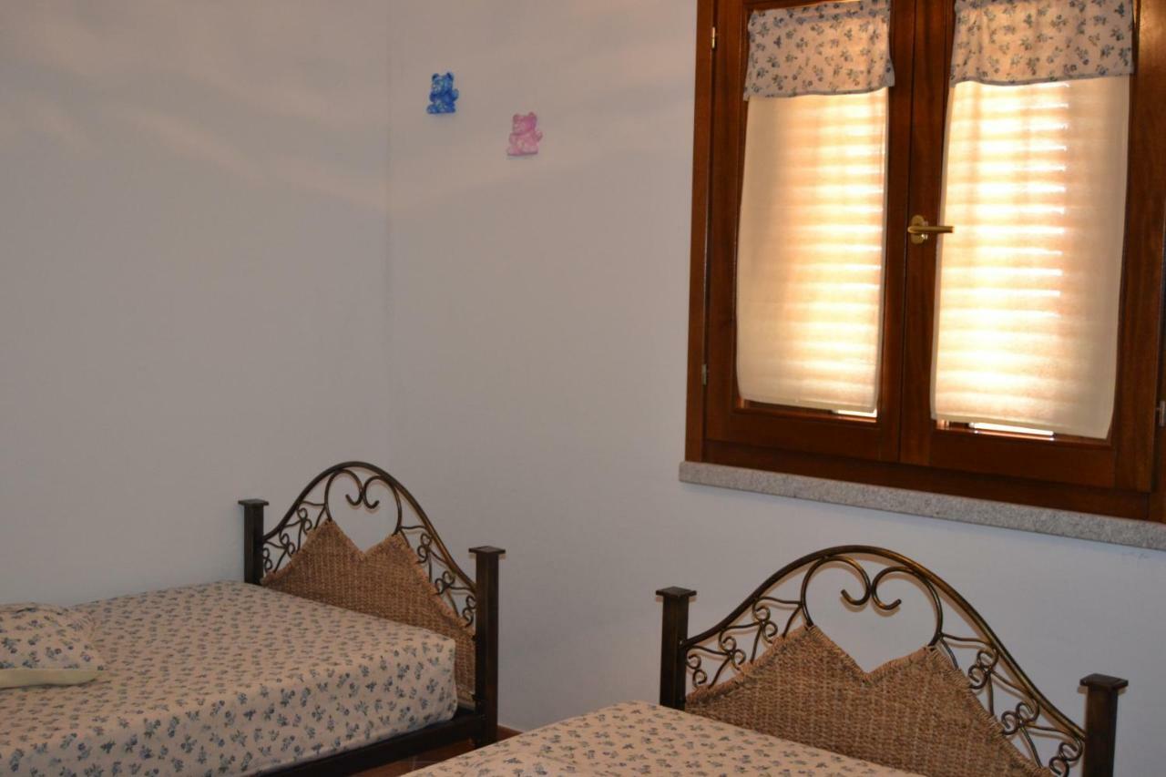 Residenza Il Melograno Villa Budoni Luaran gambar