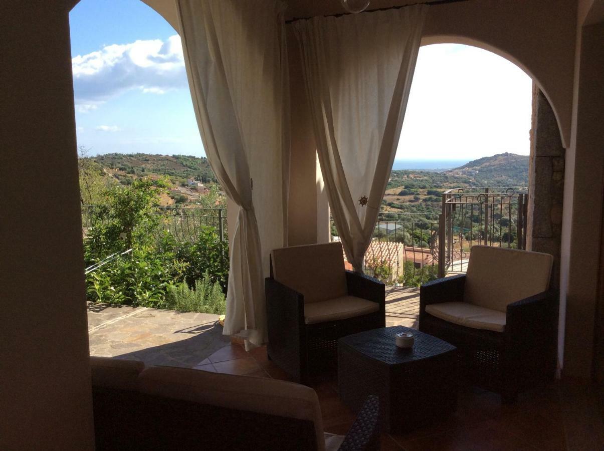 Residenza Il Melograno Villa Budoni Luaran gambar