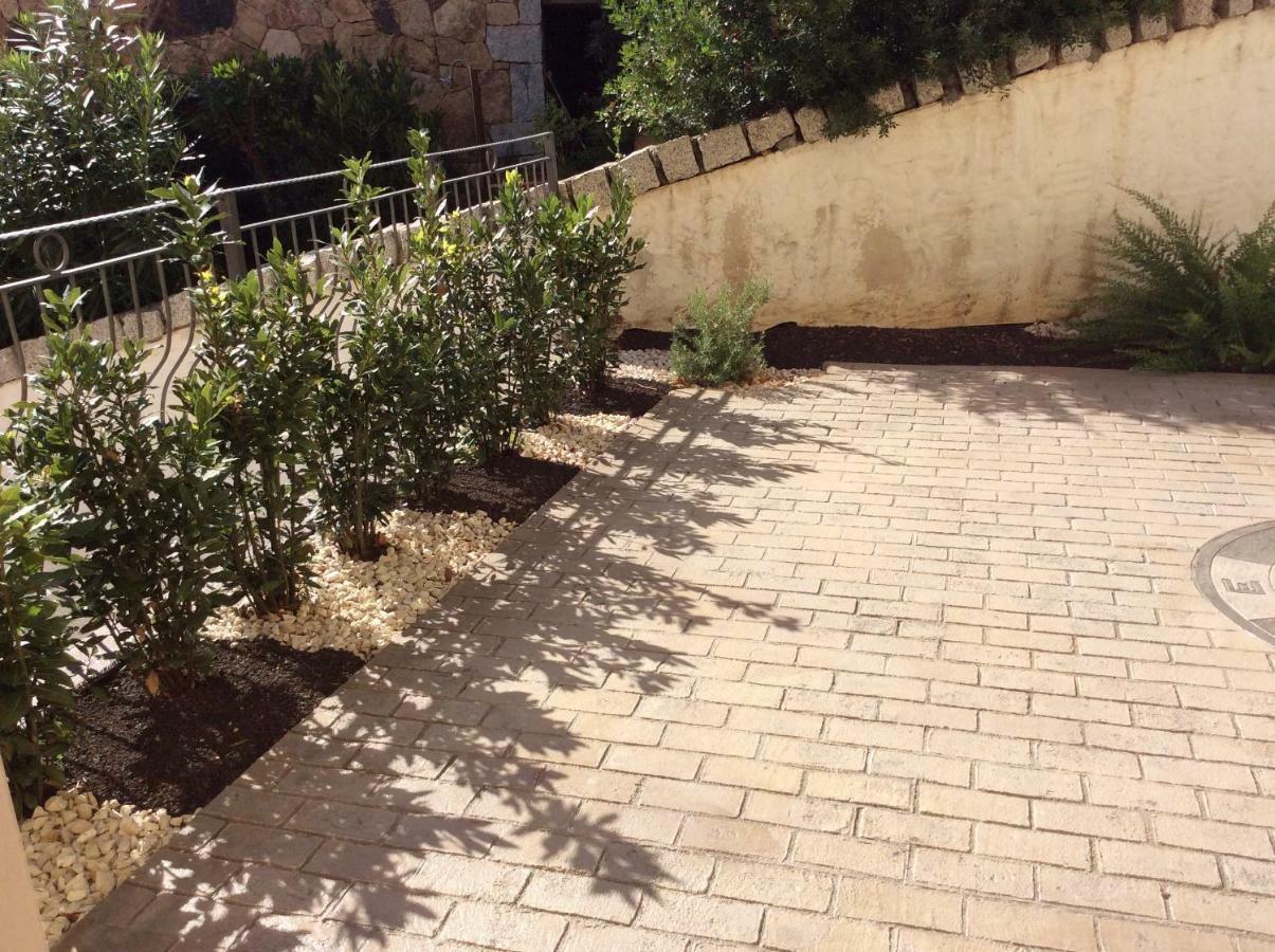 Residenza Il Melograno Villa Budoni Luaran gambar