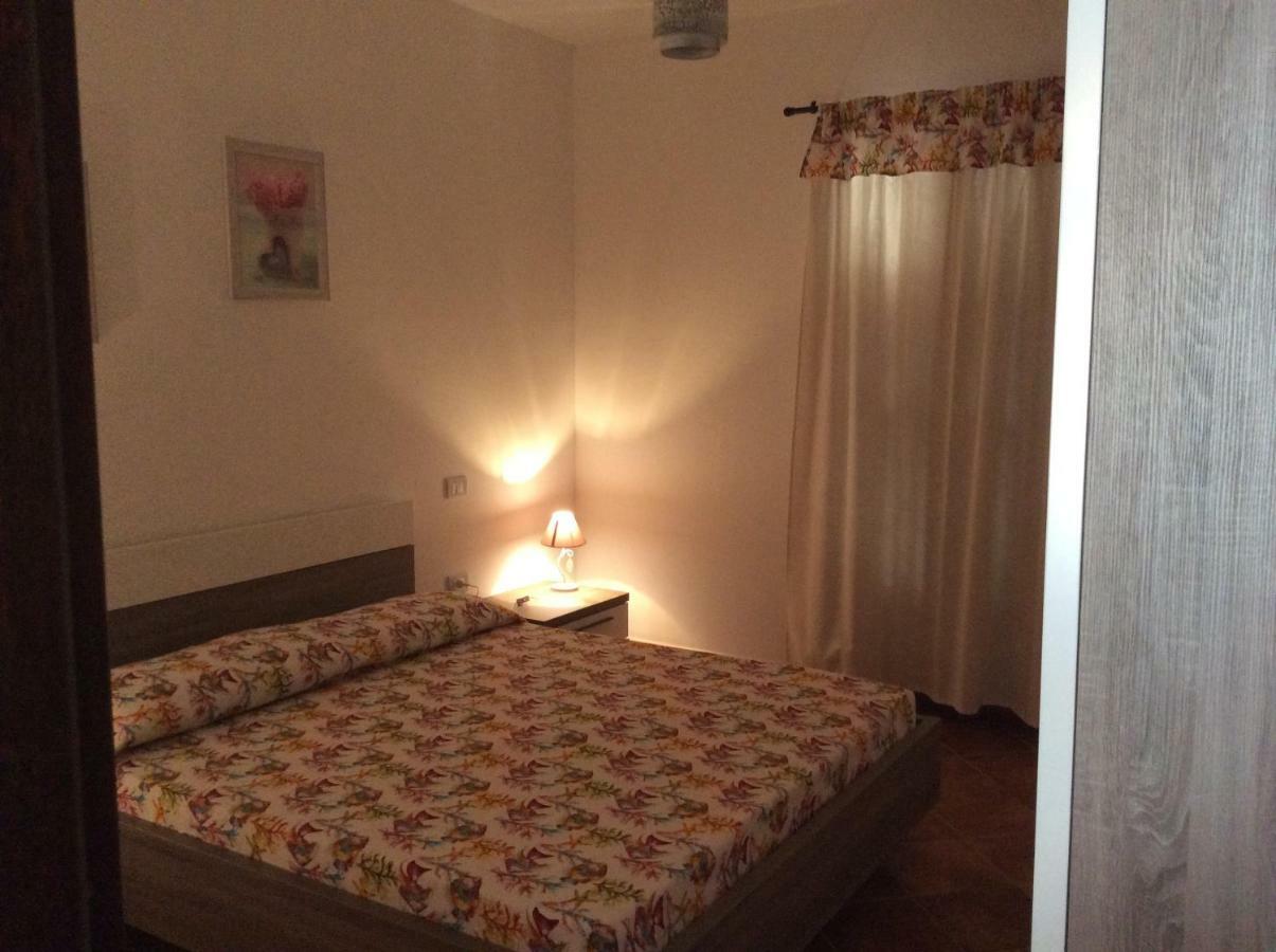 Residenza Il Melograno Villa Budoni Luaran gambar